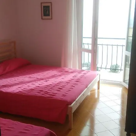 Guardando Portofino - Looking Portofino Apartment *