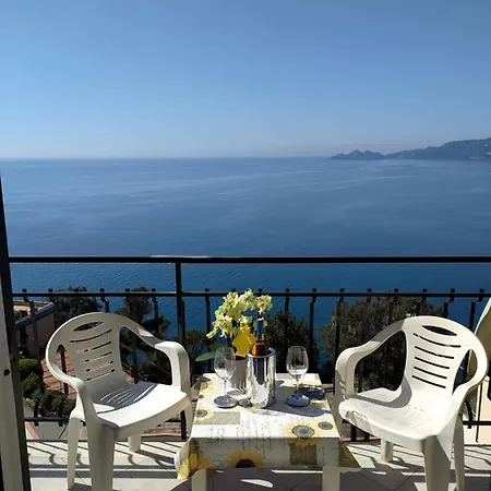 Guardando Portofino - Looking Portofino Apartment *
